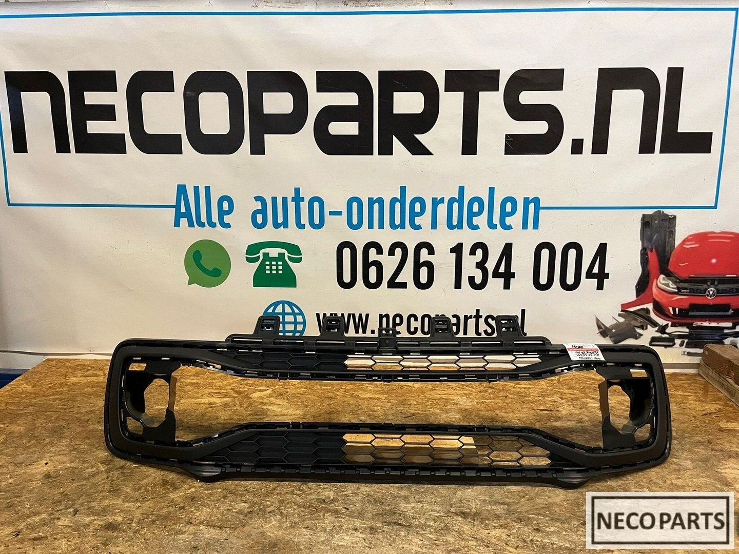 VW UP FACELIFT BUMPER INLEGSET ROOSTER GRILL ALLES LEVERBAAR, Gebruikt, Volkswagen, -, Ophalen of Verzenden