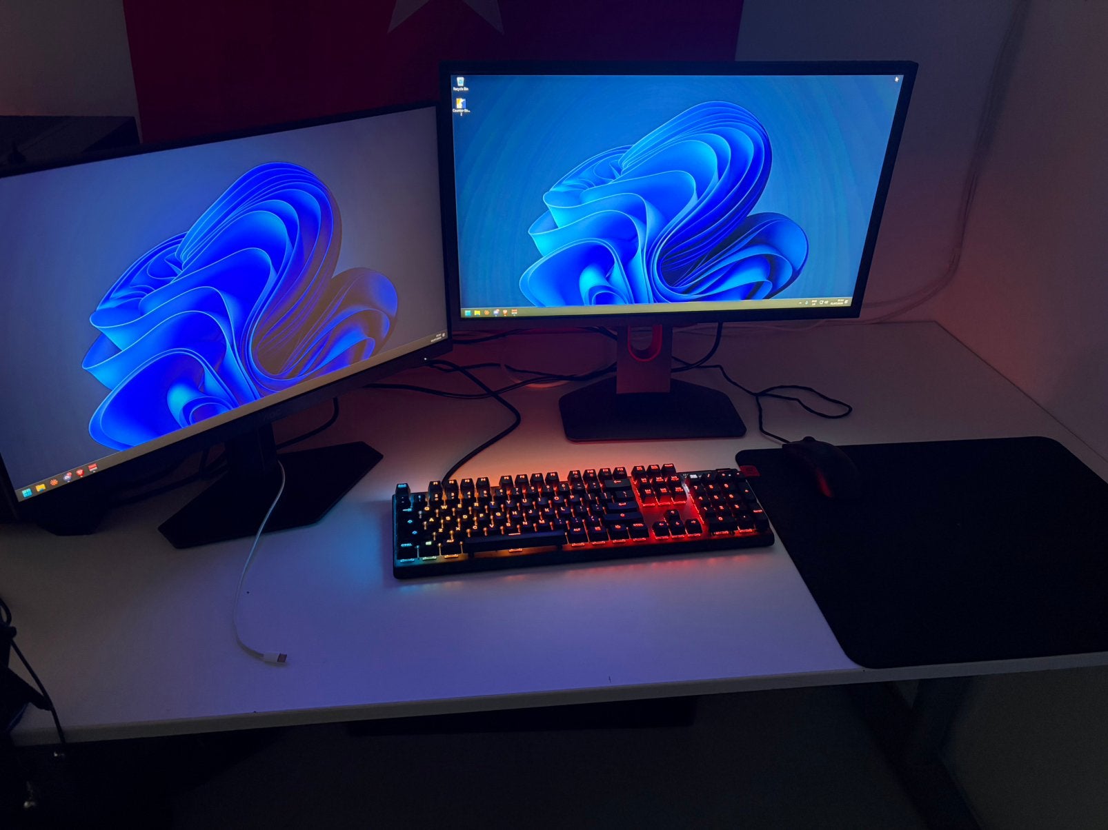 HELE SETUP TE KOOP I5-12600K RTX 2070 32GB DDR5 2TB SSD, Computers en Software, Desktop Pc's, Zo goed als nieuw, 4 Ghz of meer