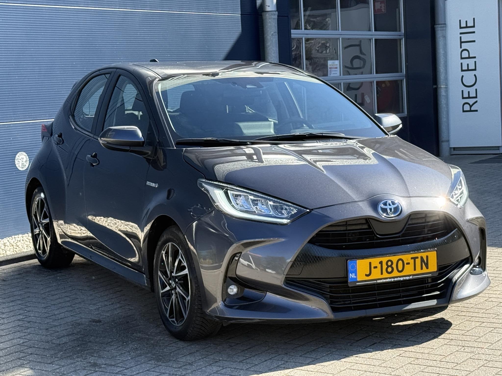 Toyota Yaris 1.5 Hybrid First Edition | Navigatie | Camera |, Automatische klimaatregeling, Gebruikt, Euro 6, 49 €/maand