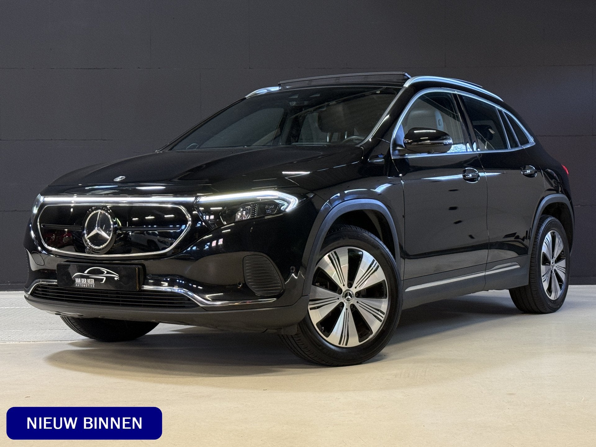 Mercedes-Benz EQA 250 Business Solution Luxury 67 kWh | Pano, Auto's, 1940 kg, Gebruikt, Automatische klimaatregeling, Origineel Nederlands