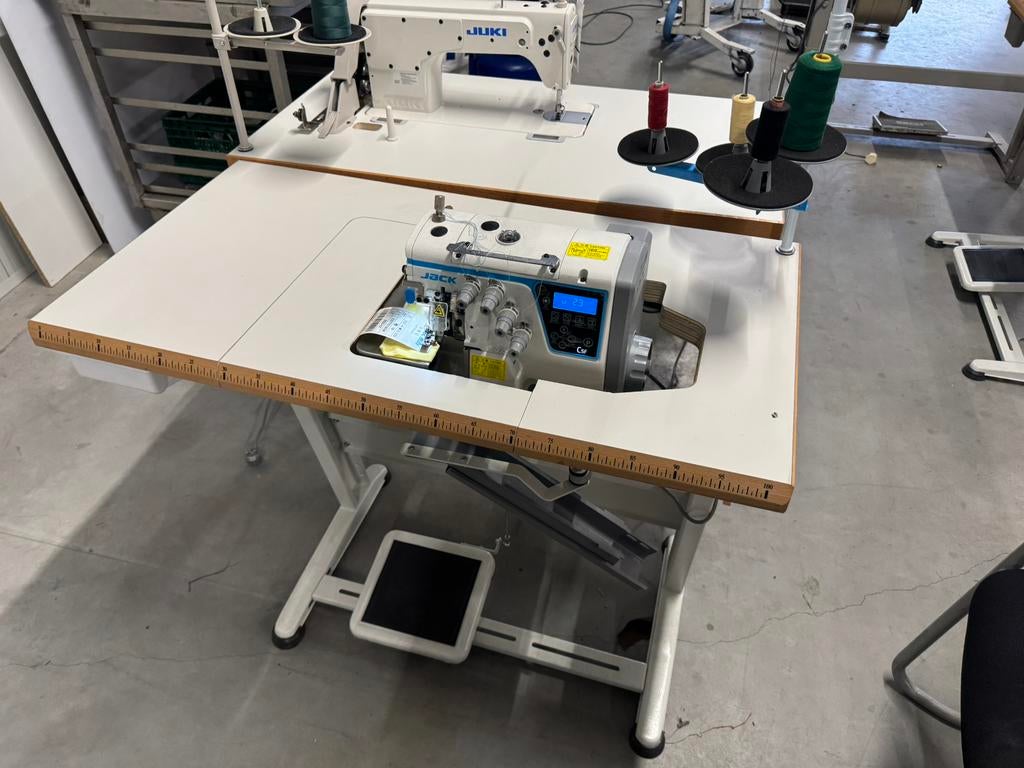 Industriele lockmachine overlock jacl c5f 4draad automaat, Overige merken, Nieuw, Jack, Ophalen of Verzenden