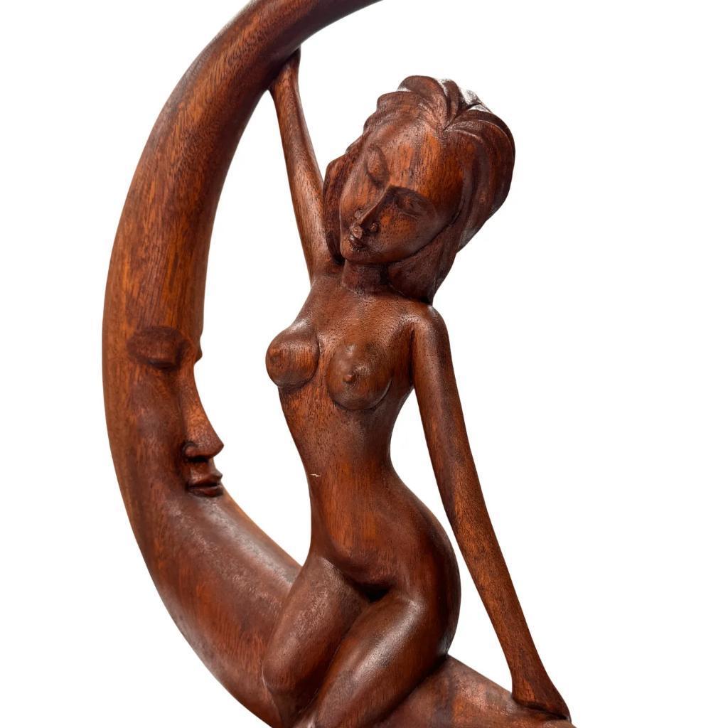 Handgesneden houten beeld – Erotische dame op maan, Ophalen of Verzenden