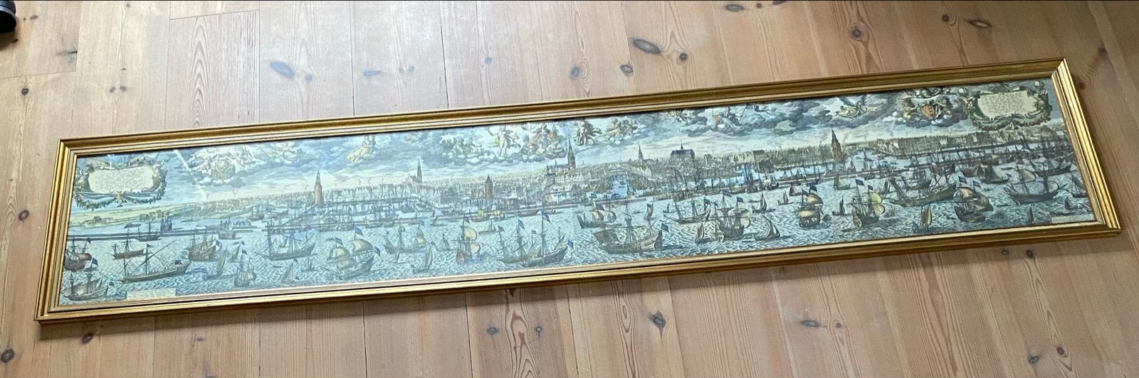Antieke prent Amsterdam 17e eeuw 190x38 cm, ingelijst, Antiek en Kunst, Ophalen, Handgekleurd, 1700 - 1799, Overige technieken