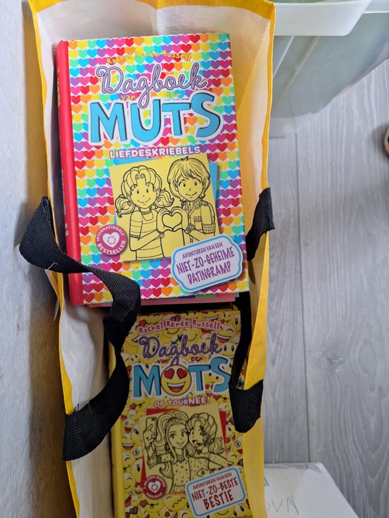 Dagboek van een muts tas vol, Geen board, Ophalen of Verzenden