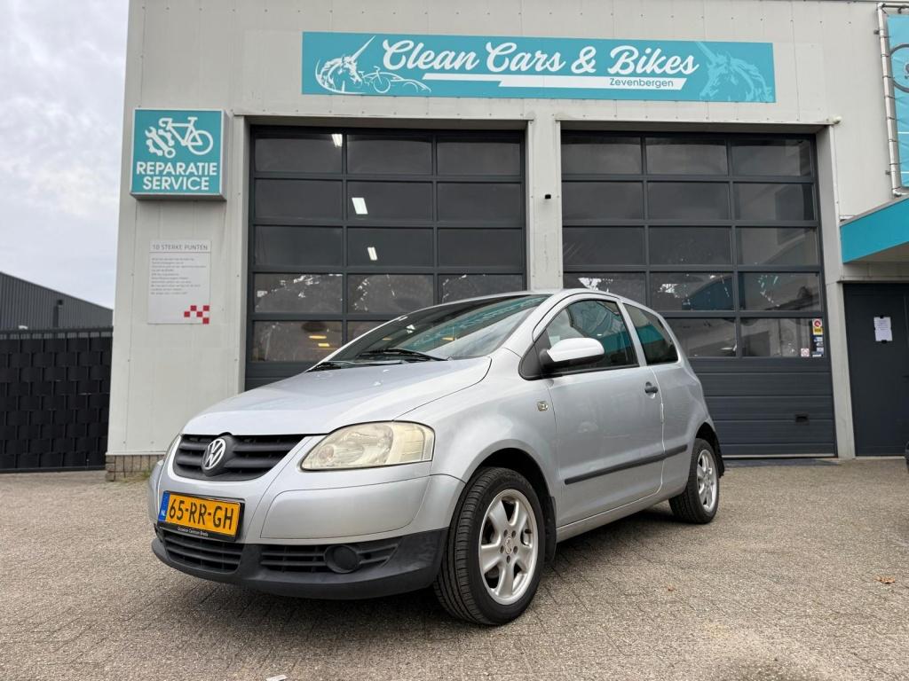 Volkswagen Fox 1.4 Trendline (bj 2005), Auto's, Voorwielaandrijving, 15 km/l, 4 cilinders, 4 stoelen