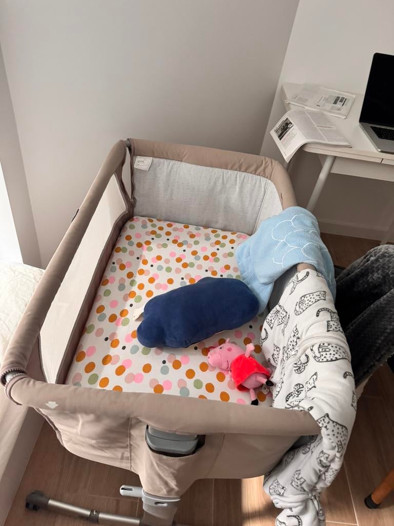 Baby bed, Ophalen of Verzenden, Zo goed als nieuw, Minder dan 140 cm, Minder dan 70 cm
