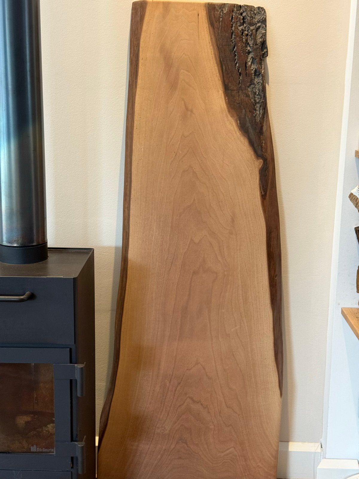 Noten houten plank - bureau, tafel, salontafel, Doe-het-zelf en Verbouw, Hout en Planken, Gebruikt, Ophalen of Verzenden, 200 tot 250 cm