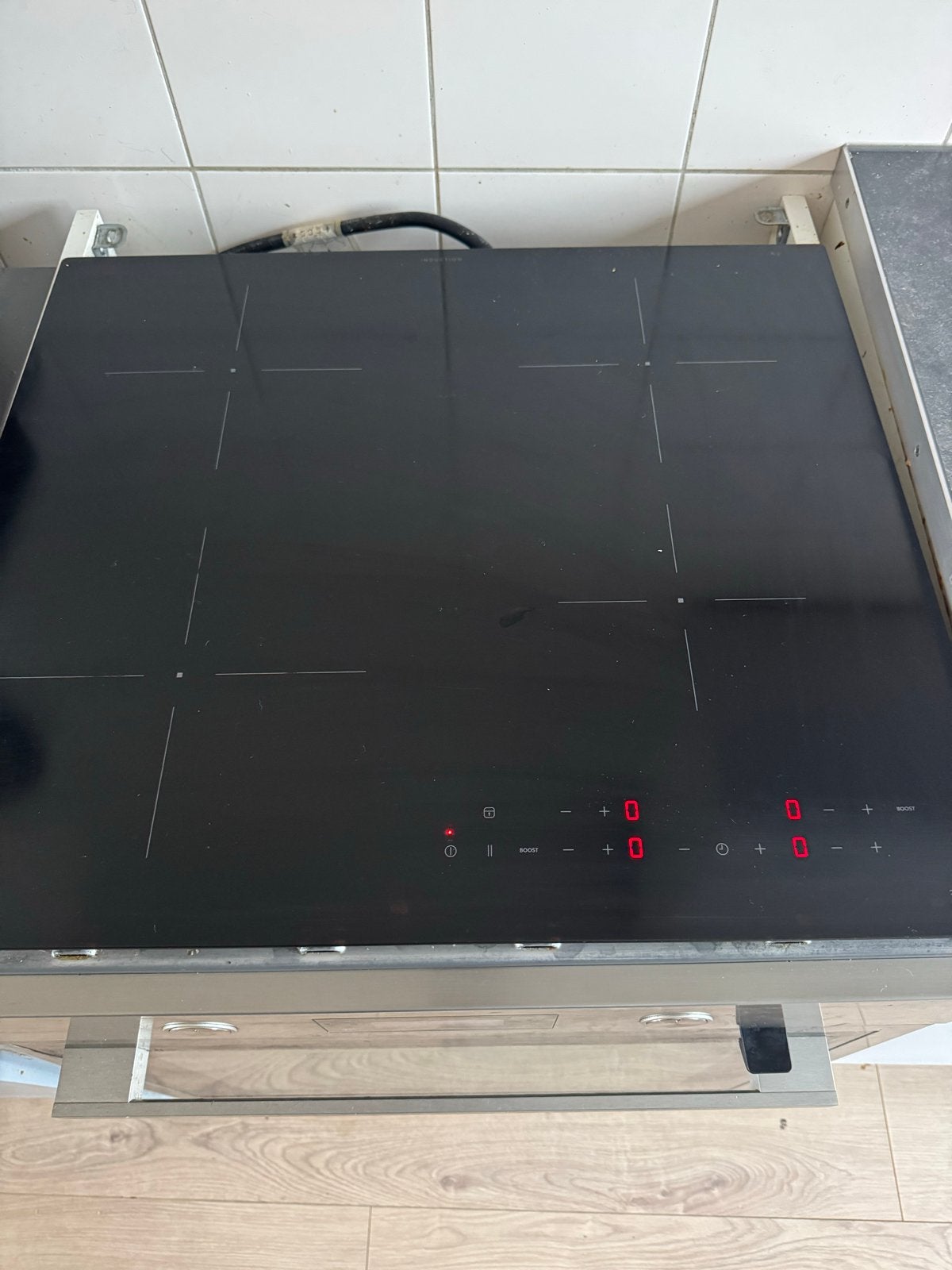 IKEA MATMÄSSIG Inductiekookplaat 59 cm, Ophalen, 4 kookzones, Zo goed als nieuw, Inbouw