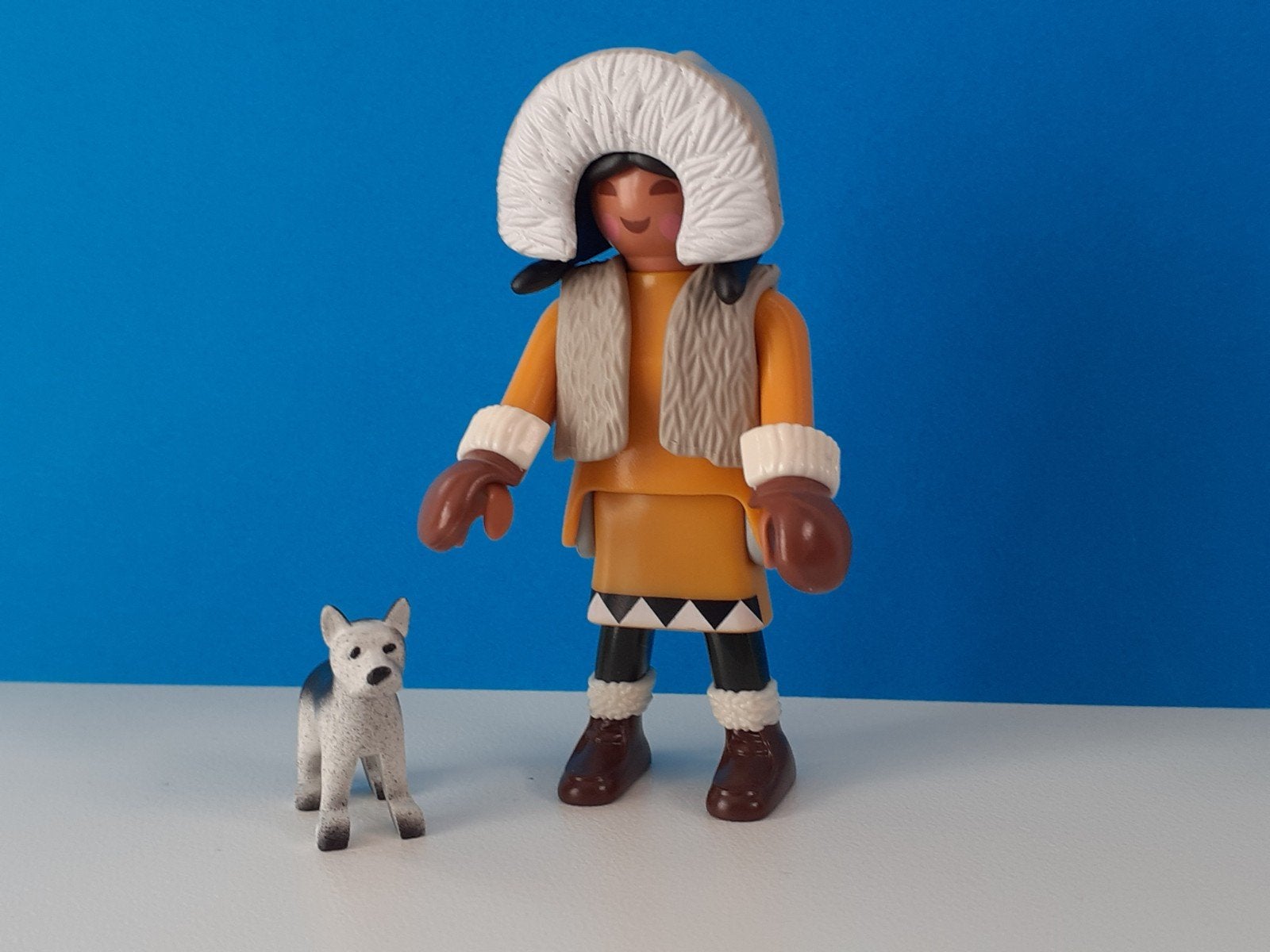 playmobil poppetje eskimo met baby wolf serie 22 NIEUW, Ophalen of Verzenden, Nieuw, Complete set, Figuren