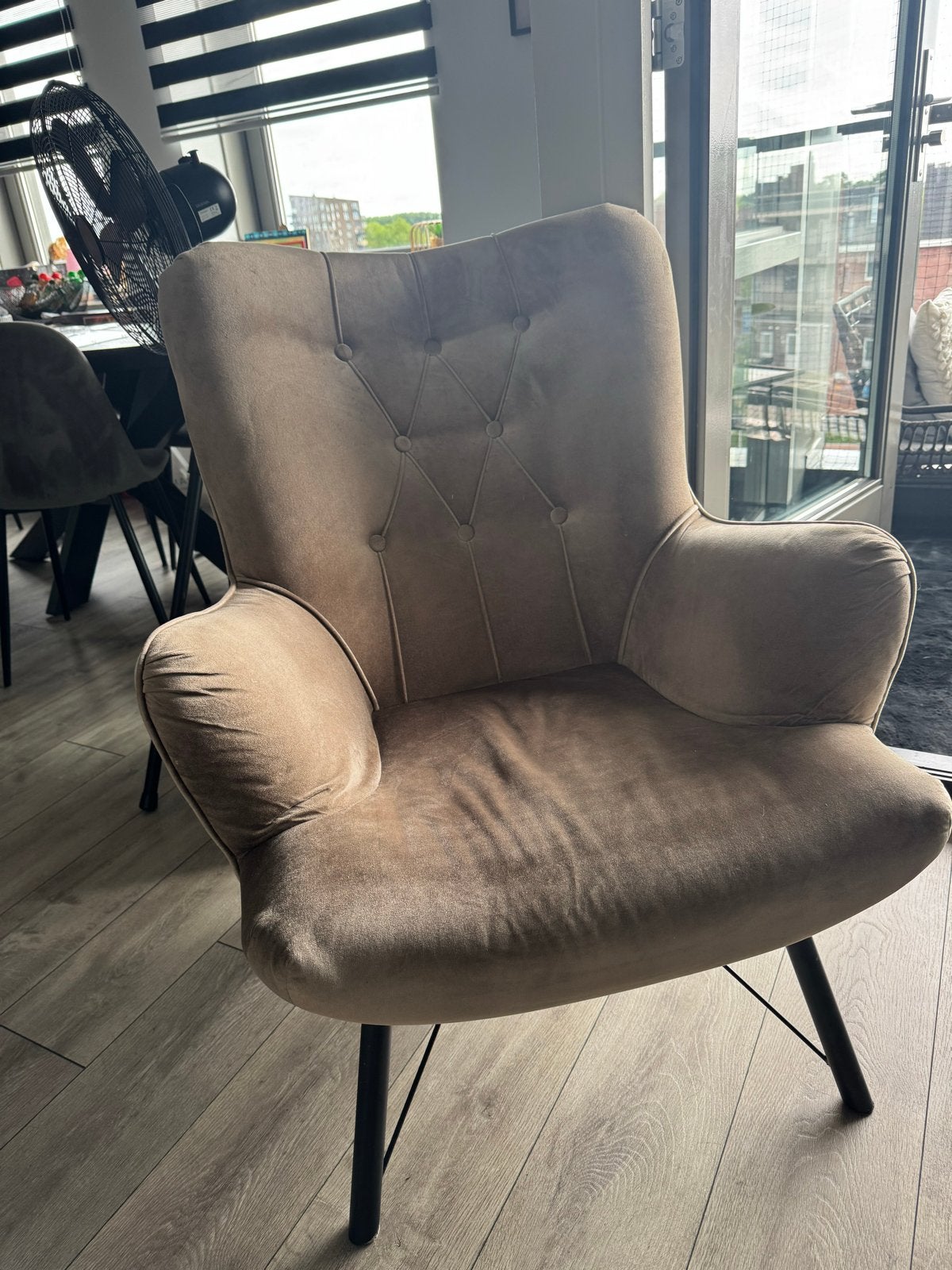 Comfortabele fauteuil - Beige/Taupe fluweel, Ophalen, Gebruikt, Overige kleuren, Eén