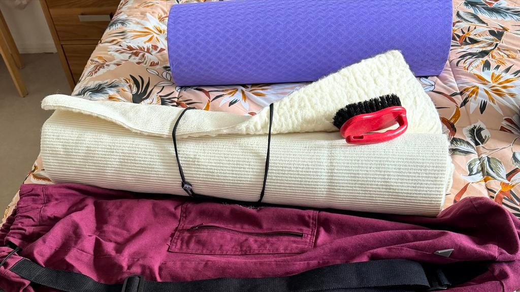 Yogamat, bolster, kussen en  tas, Ophalen of Verzenden, Gebruikt, Yogamat