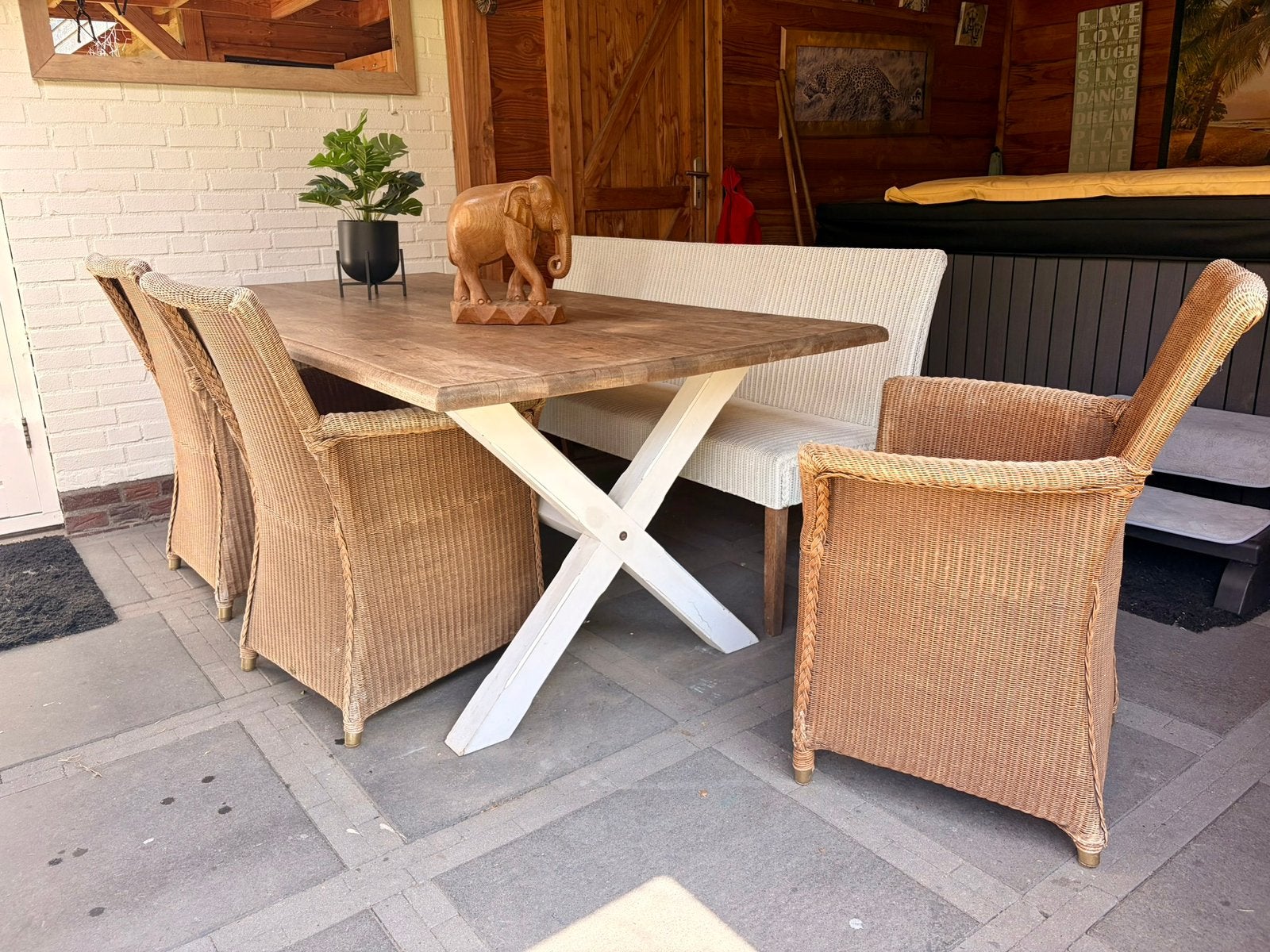 Eethoek met houten tafel, 3 stoelen en 1 bank, Ophalen, Gebruikt, Landelijk, 4 tot 6 stoelen