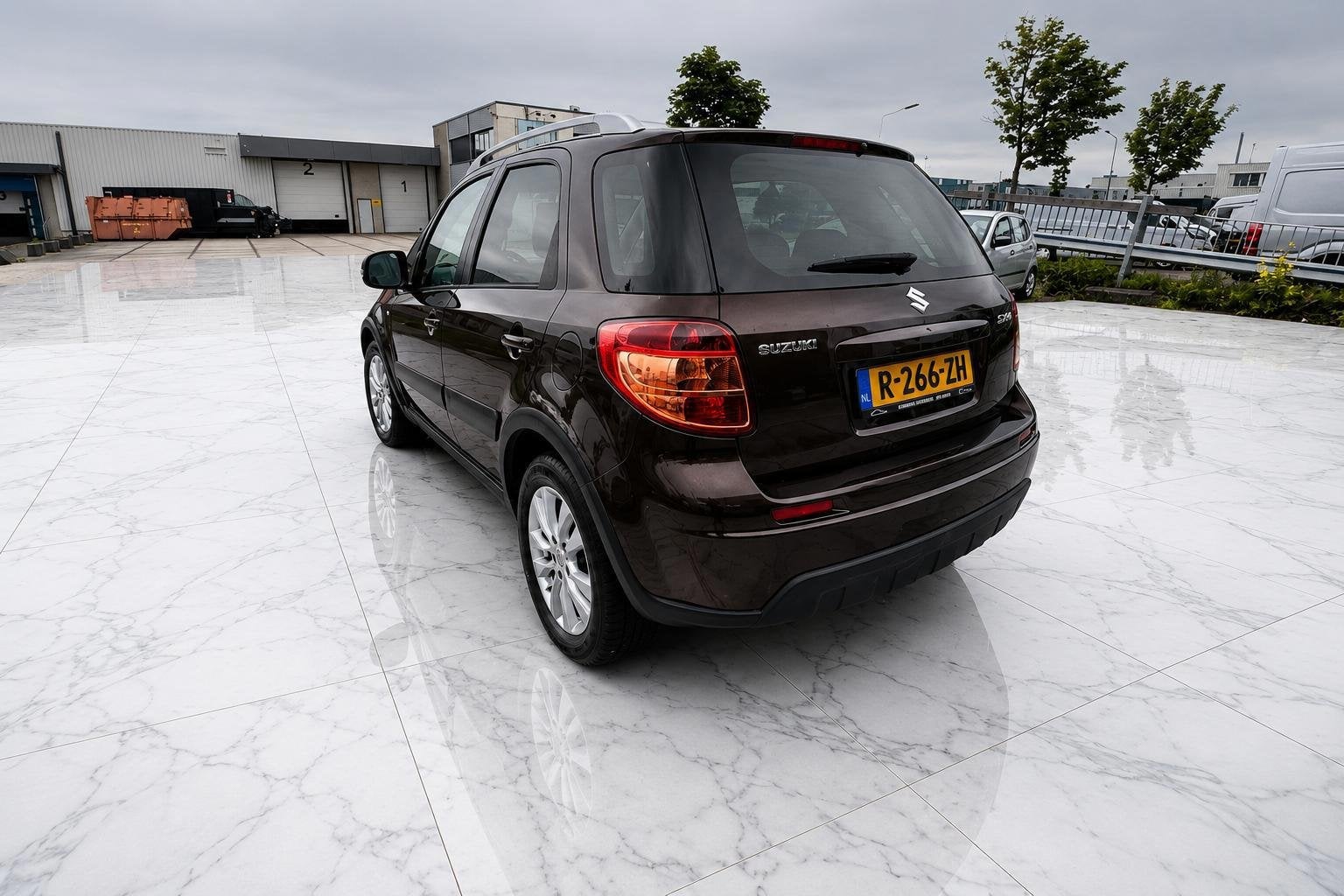Suzuki SX4 1.6 Expressive, Auto's, Euro 5, Gebruikt, 4 cilinders, Bruin