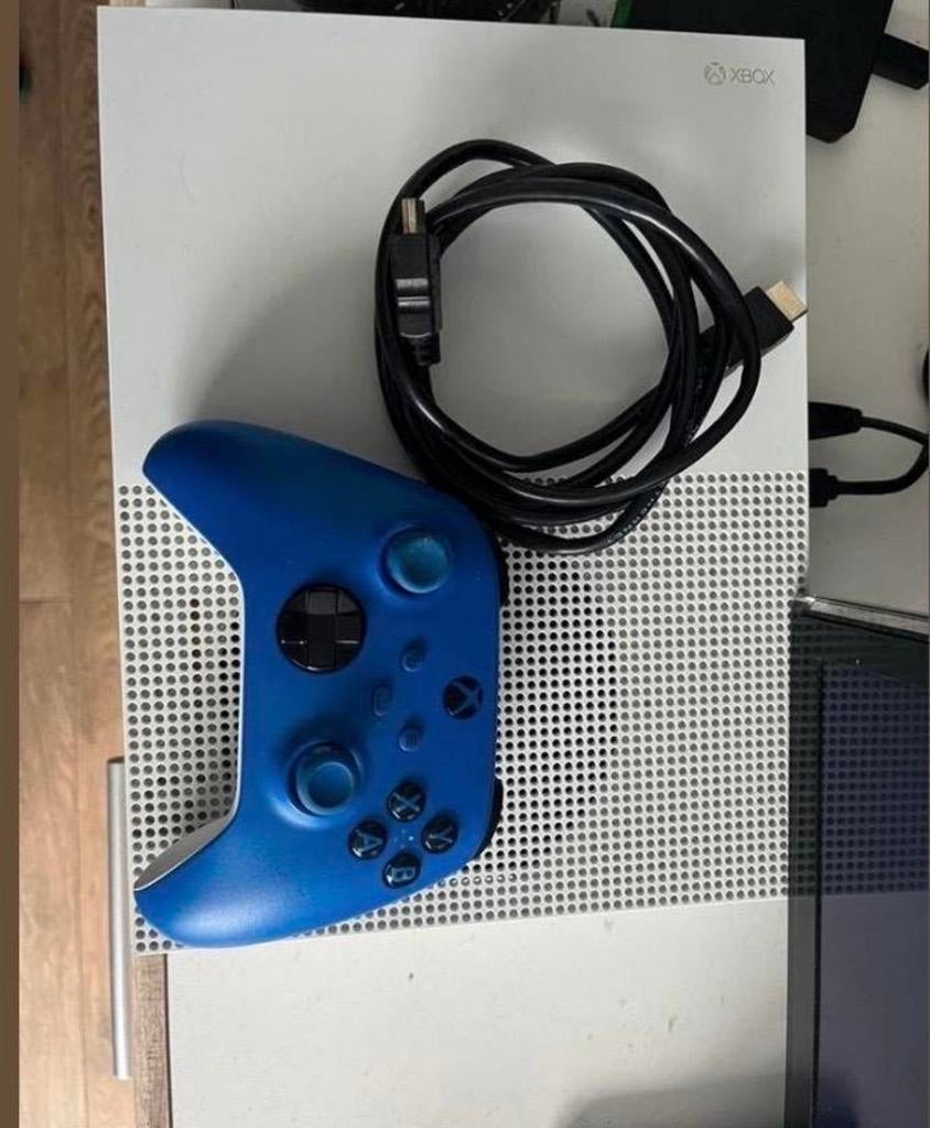 Xbox One S 1TB met 6 games en Seagate externe harde schijf, Online, Vanaf 18 jaar, 1 speler, Ophalen of Verzenden