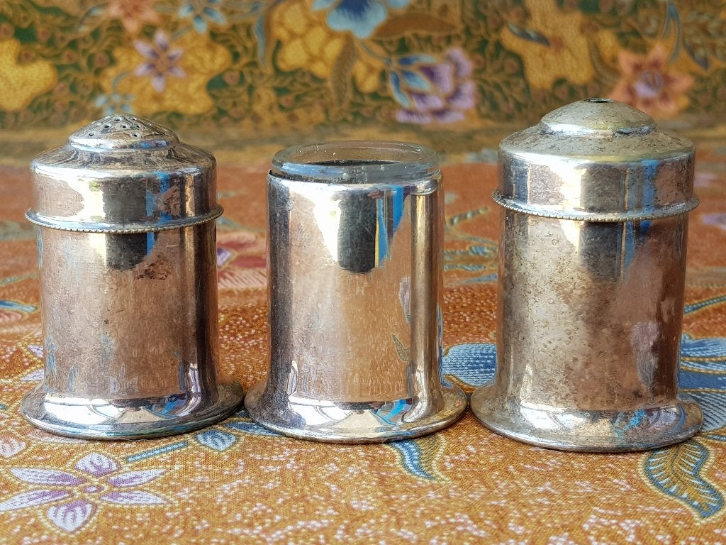 Oud silverplate peper, zout en mosterd uit Engeland.