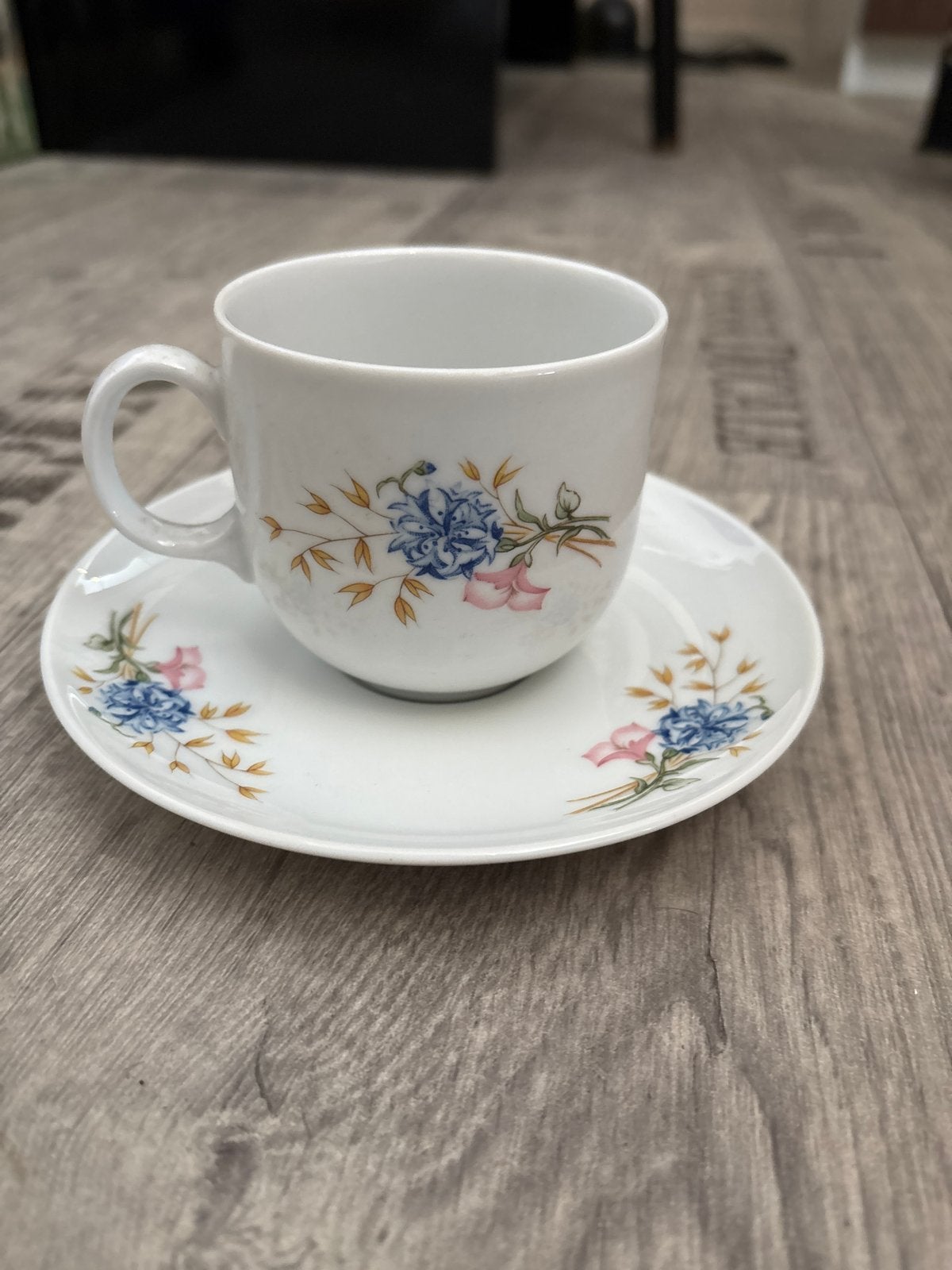 Vintage Koffiekopje met Schotel 4stuks - Bloemenmotief, Ophalen of Verzenden