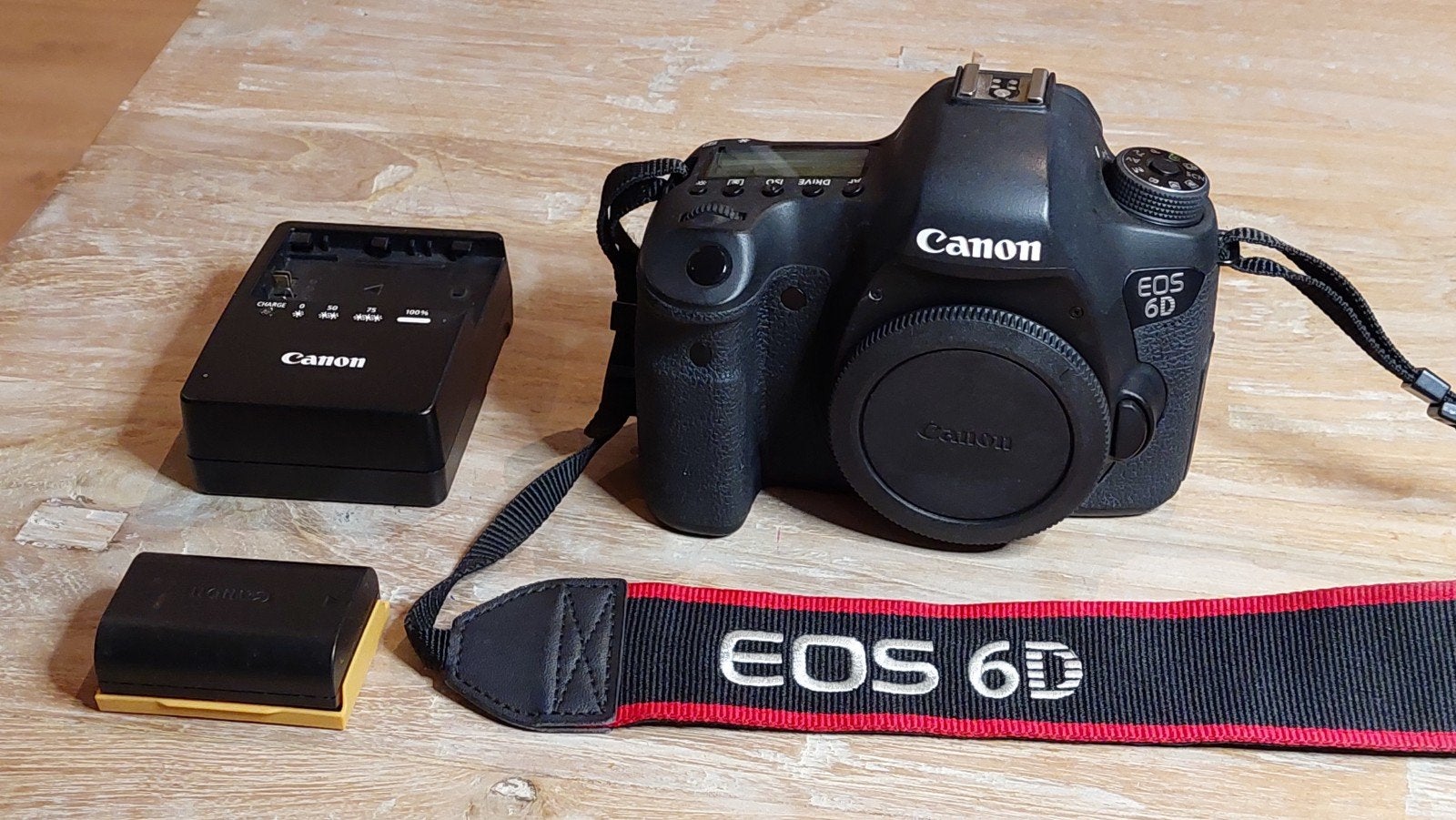 Canon EOS 6D spiegelreflexcamera body, Audio, Tv en Foto, Fotocamera's Digitaal, Accu, Spiegelreflex, Canon, Ophalen of Verzenden