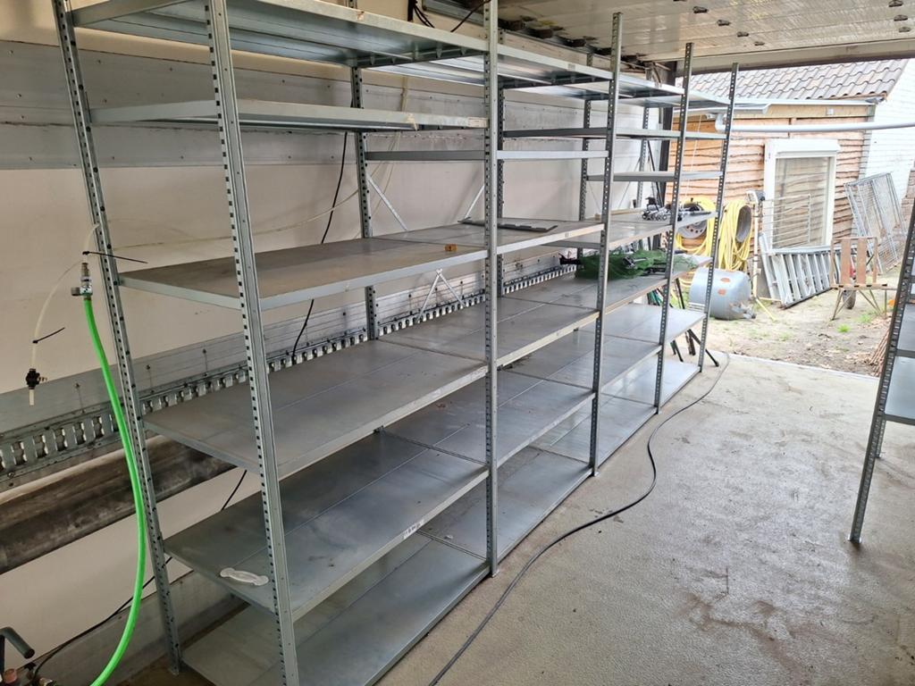 Legbordstelling  Magazijnstelling, Ophalen
