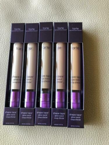 Tarte Shape Tape Glow Wand- Agleam- Nieuw! 100% origineel!, Gehele gezicht, Beige, Nieuw, Ophalen of Verzenden