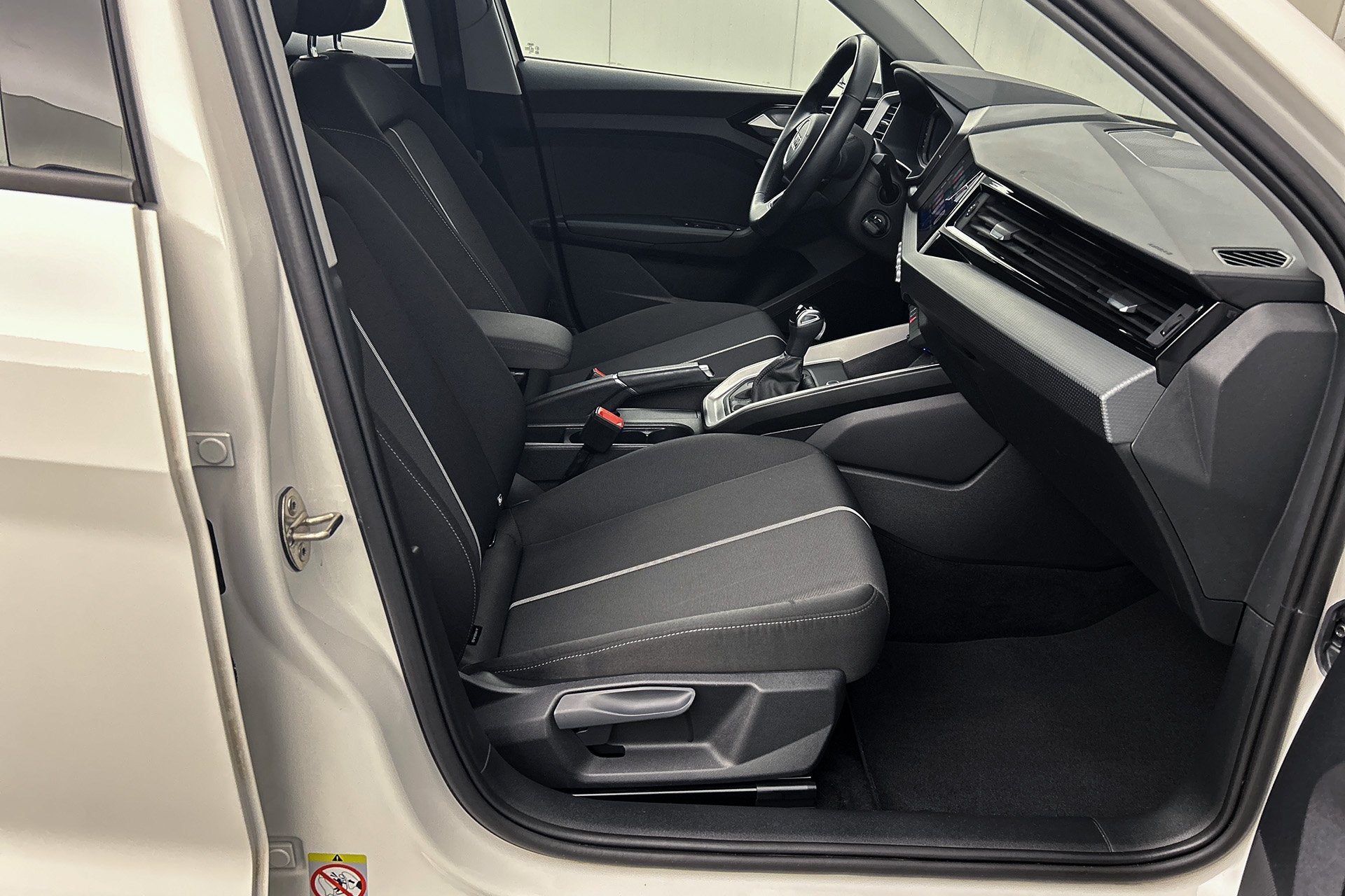 Audi A1 Sportback 25 TFSI Pro Line | Cruise control | Digita, Auto's, Audi, Met garantie (alle), Origineel Nederlands, Bedrijf