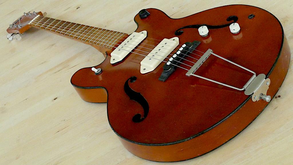 Gitaar HOPF EXPLORER, Hollowbody, WDR, 60's, Used; nog goed!, Muziek en Instrumenten, Ophalen of Verzenden, Gebruikt