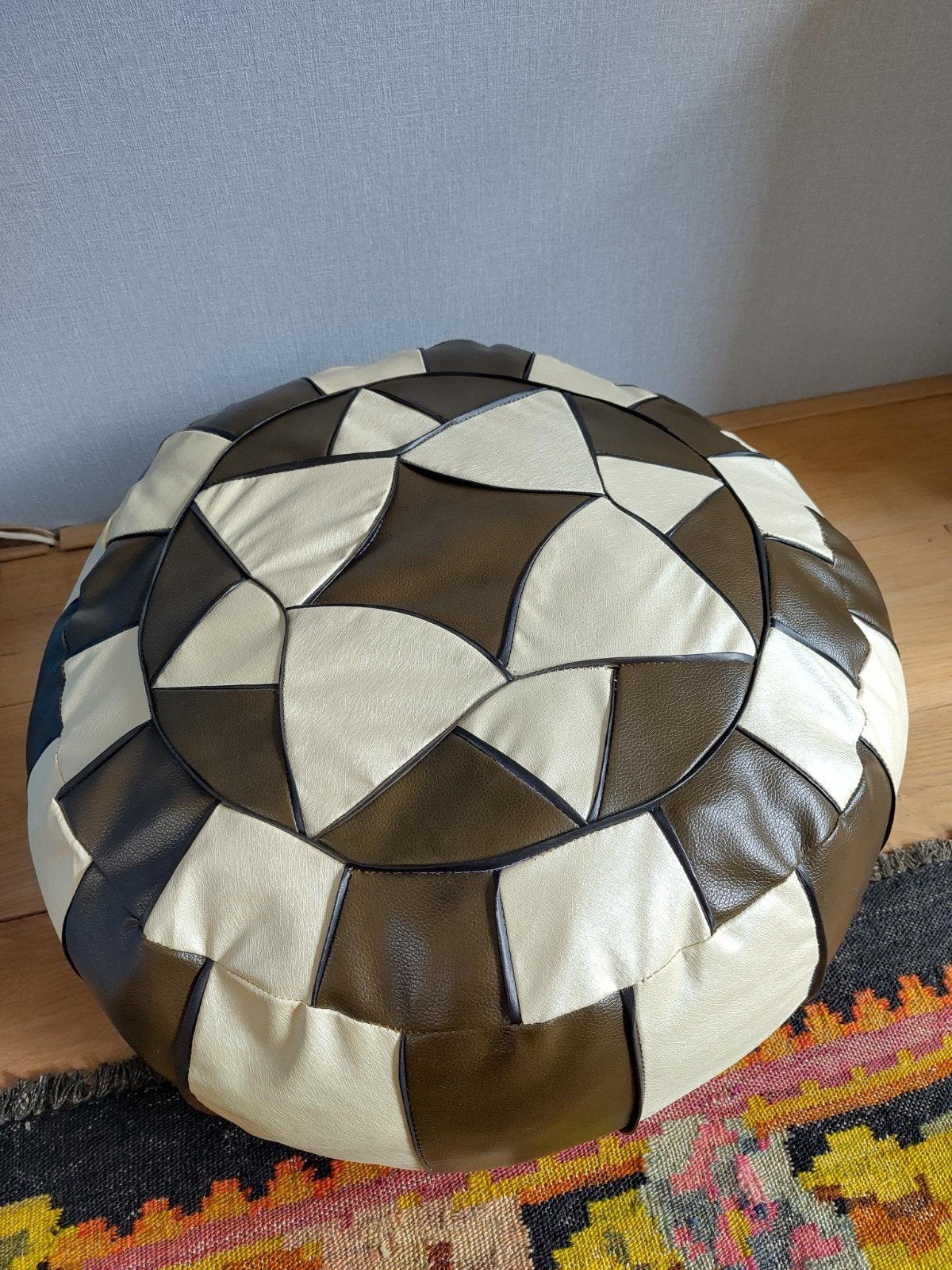 vintage poef zitzak zitkussen beige en bruin geruit, Sieraden, Tassen en Uiterlijk, 40 cm of meer, Gebruikt, Minder dan 30 cm