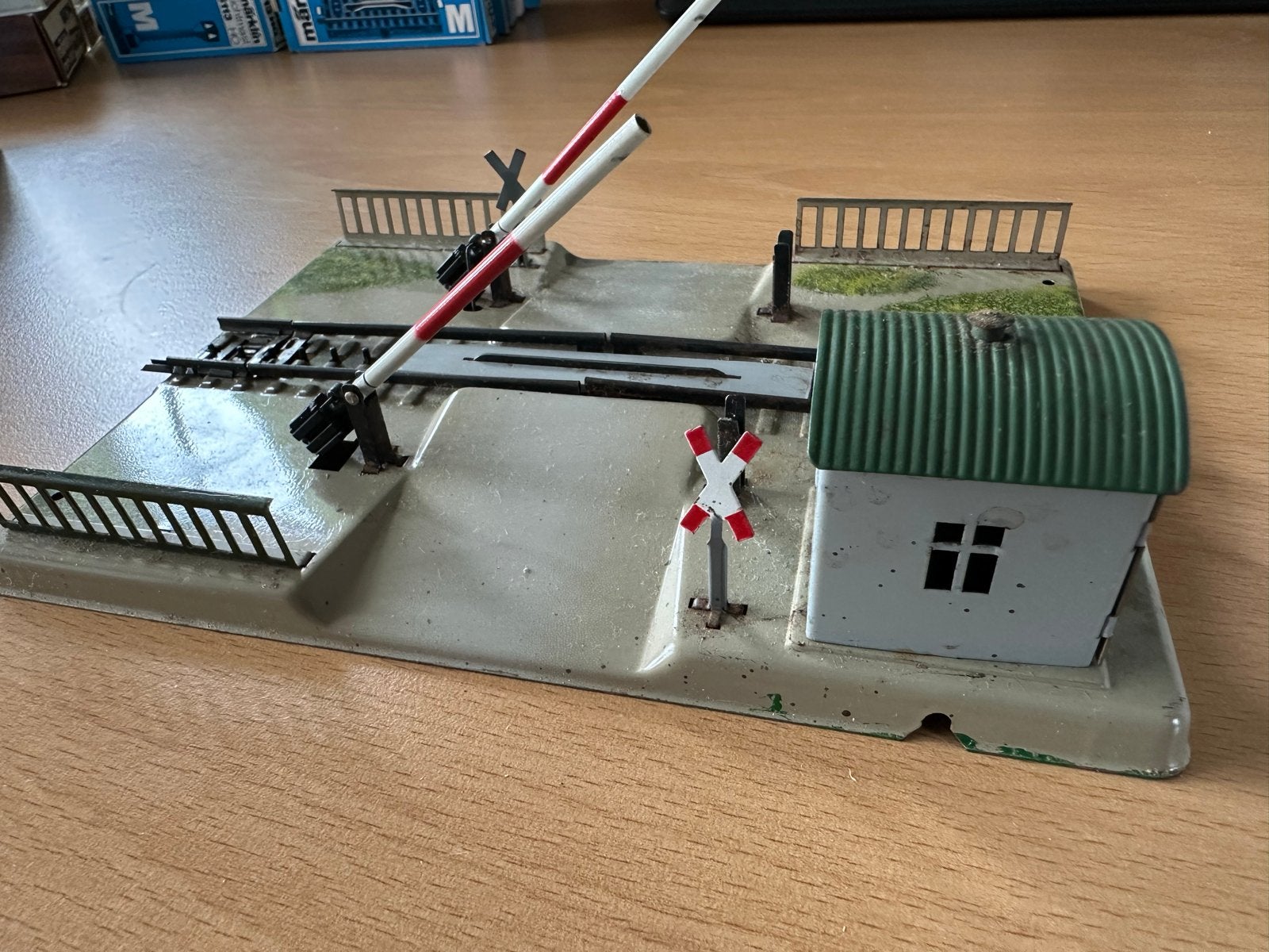 Märklin Mechanisch Bedienbare Overweg - Vintage Modelspoor, Hobby en Vrije tijd, Ophalen of Verzenden, Gebruikt, Overige typen