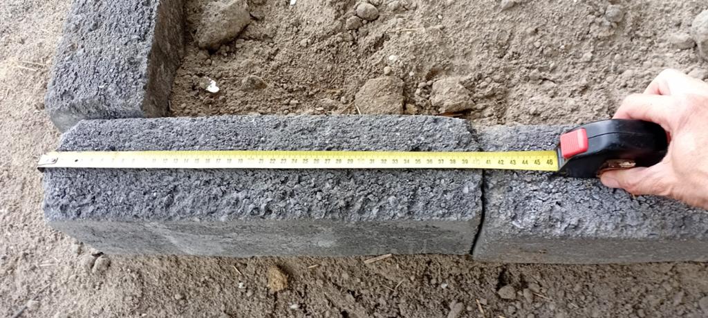 Grijze betonnen opsluitbanden, 45x12x12 cm, Tuin en Terras, Ophalen, Overige materialen, Gebruikt, Overige typen