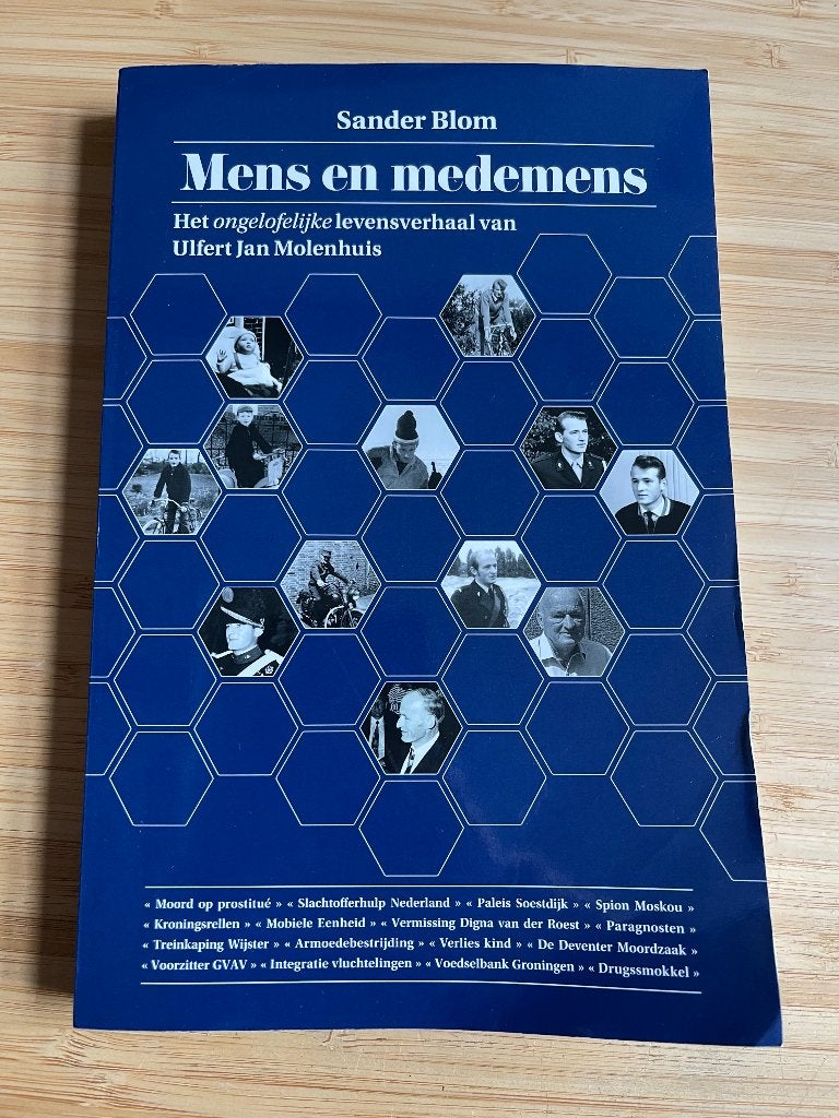 Mens en medemens Het verhaal van Ulfert Jan Molenhuis, Ophalen of Verzenden, Gelezen