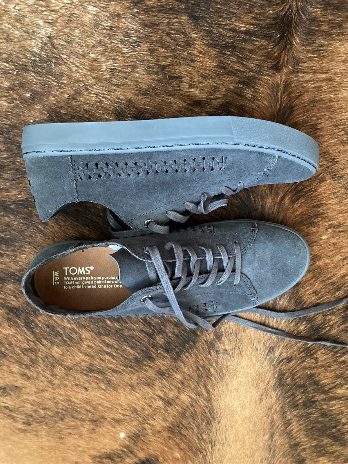 Toms sneaker, grijs, maat 41 NIEUW, Nieuw, Ophalen of Verzenden, Sneakers of Gympen, Grijs