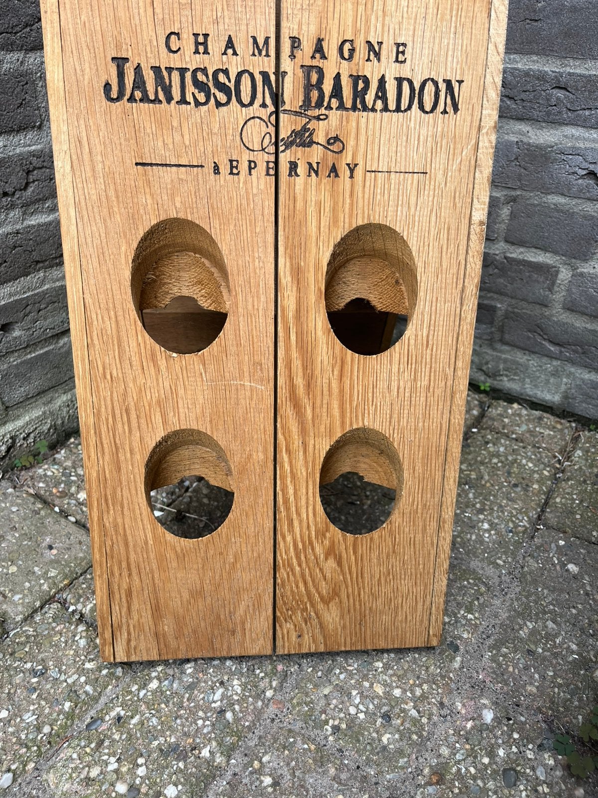 Champagnerek origineel uit Epernay, Ophalen, Zo goed als nieuw, Hout, Minder dan 5 flessen