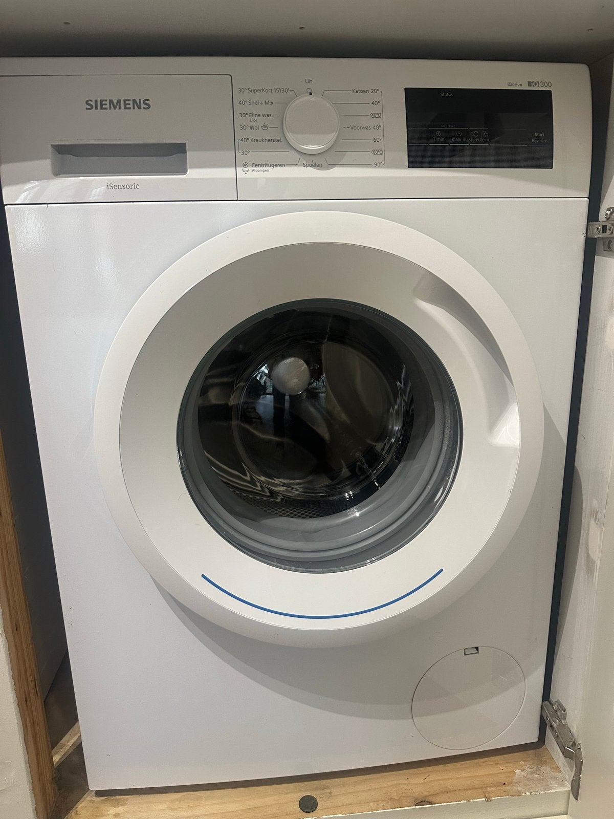 Siemens iSensoric Wasmachine iQ300 iQdrive, Ophalen of Verzenden, Zo goed als nieuw, 85 tot 90 cm, 1200 tot 1600 toeren