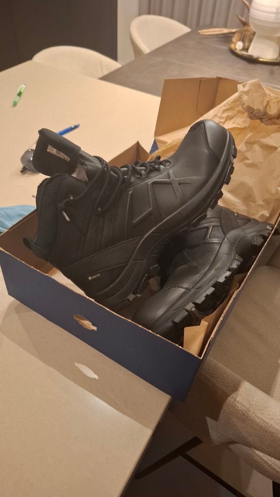 Nieuwe Haix werkschoenen mid maat 45, Doe-het-zelf en Verbouw, Ophalen of Verzenden, Nieuw