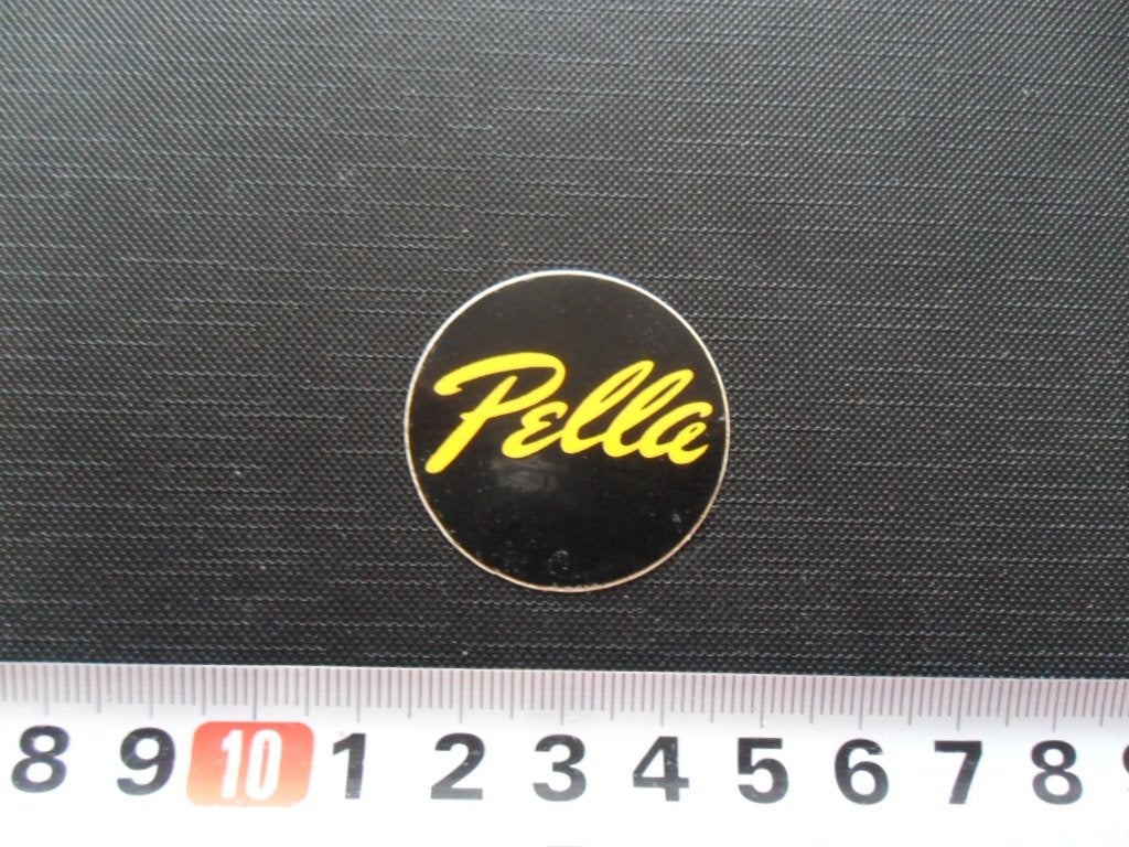 sticker logo PELLA, Ophalen, Zo goed als nieuw