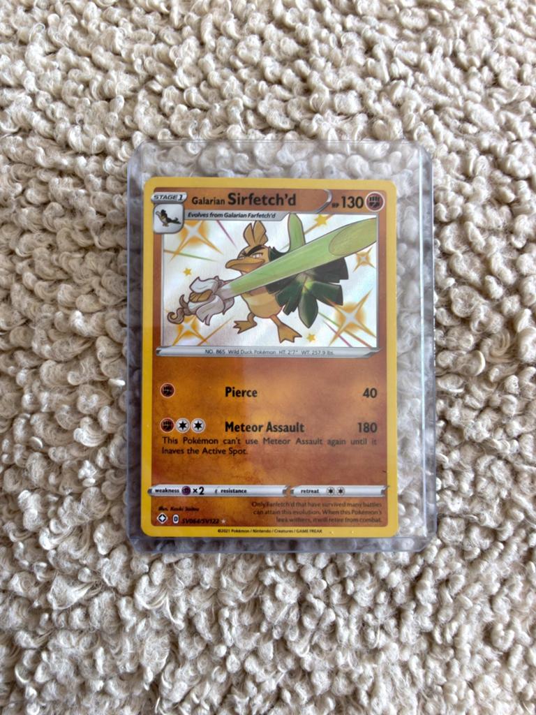 Galarian Sirfetch’d SV064/SV122 - Shining Fates. Pokemon., Ophalen of Verzenden, Zo goed als nieuw, Losse kaart, Foil