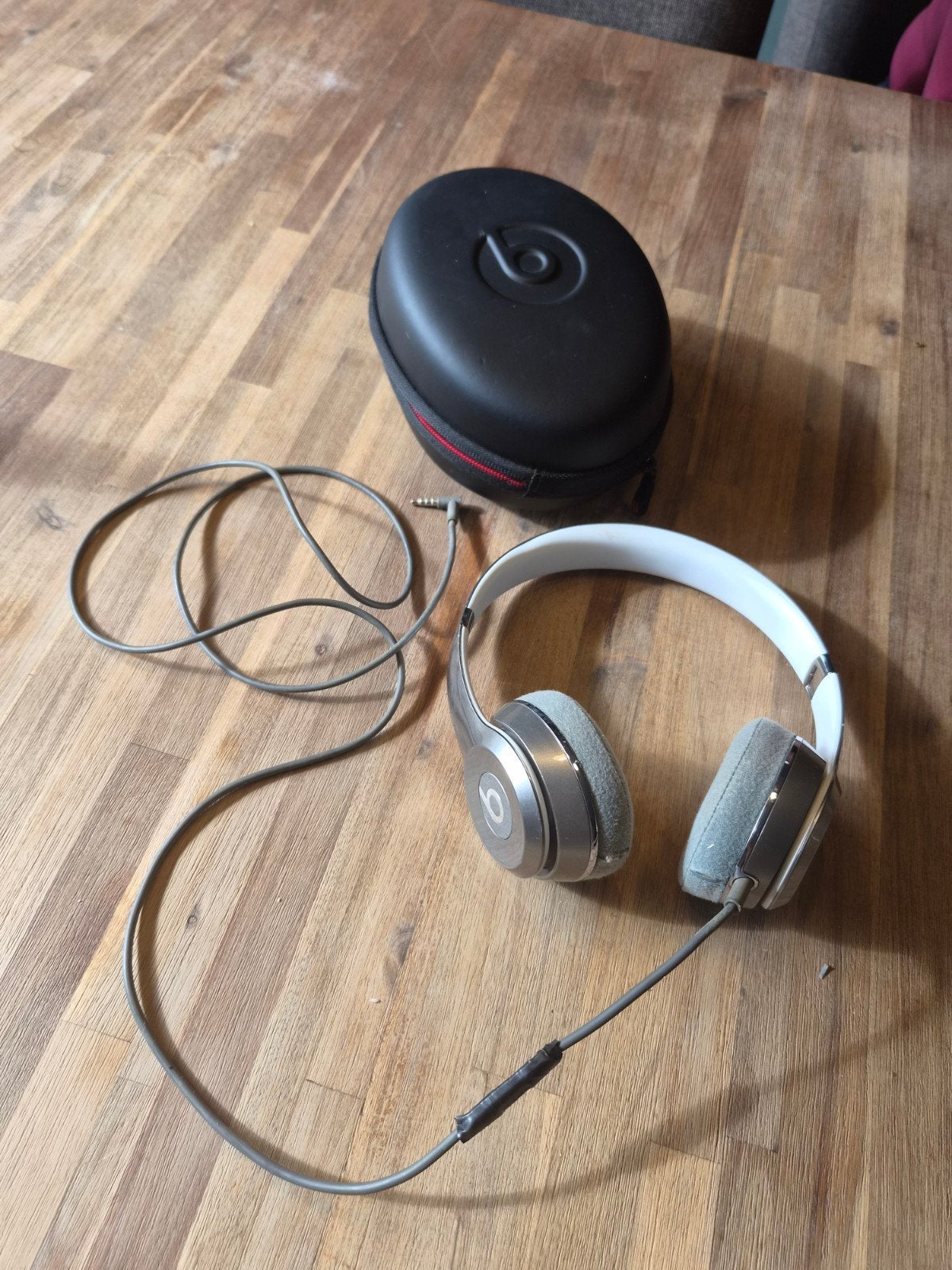 Beats Solo hd  On-Ear Koptelefoon met Draagtas, Audio, Tv en Foto, Gebruikt, Zilver, Beats, On-ear