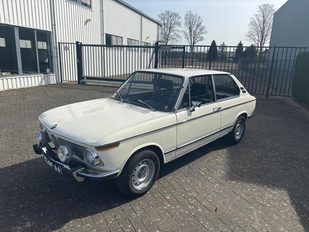 BMW 1800 Touring 1972 Wit Belastingvrij Oldtimer Klassieker, Auto's, BMW, 1766 cc, 4 cilinders, Leder en Stof, Wit