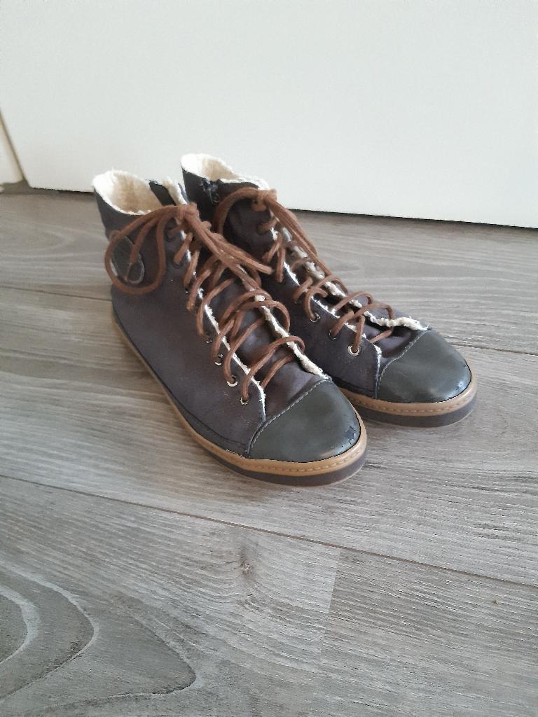 Dames gympen Esprit, Bruin, Ophalen of Verzenden, Sneakers of Gympen, Gedragen