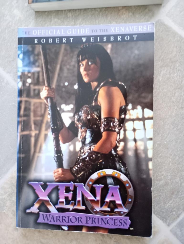 Xena Warrior Princess: The Official Guide to the Xenaverse, Ophalen of Verzenden, Gelezen, Robert Weisbron, Tv-serie