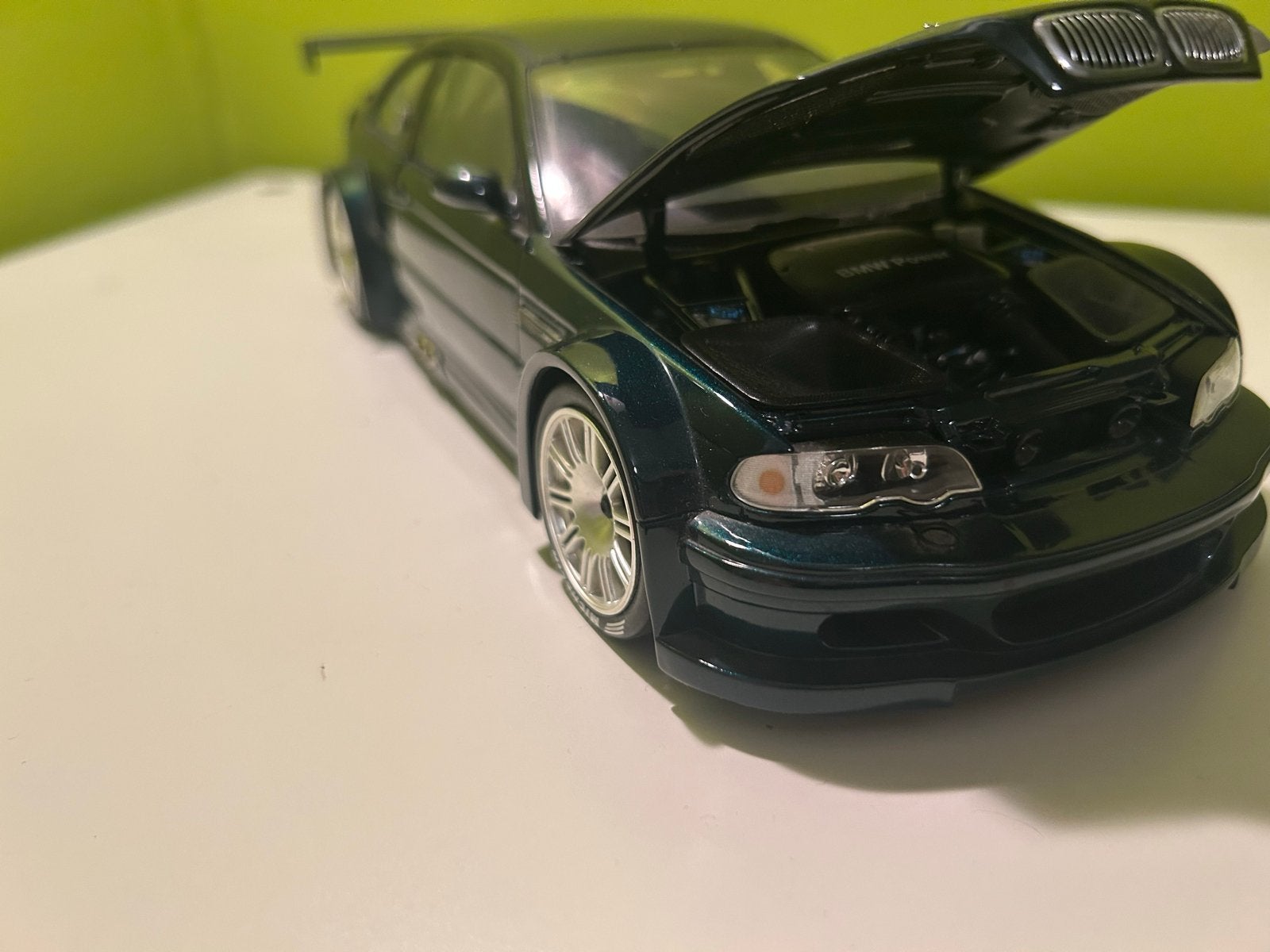 BMW M3 E46 GTR street version, Hobby en Vrije tijd, Verzenden, Zo goed als nieuw, Auto, MiniChamps