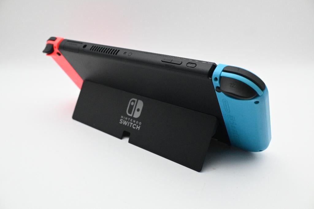 Nintendo Switch Oled 2025, Overige genres, 1 speler, Ophalen of Verzenden, Zo goed als nieuw