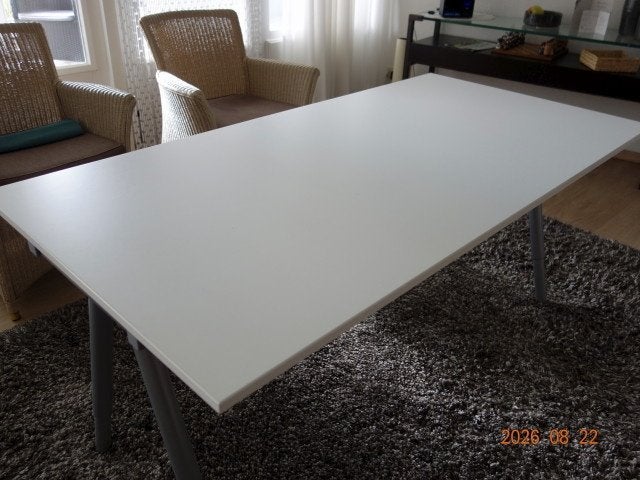 huishouden, Huis en Inrichting, Tafels | Eettafels, Ophalen, Kunststof, 50 tot 100 cm, Zo goed als nieuw