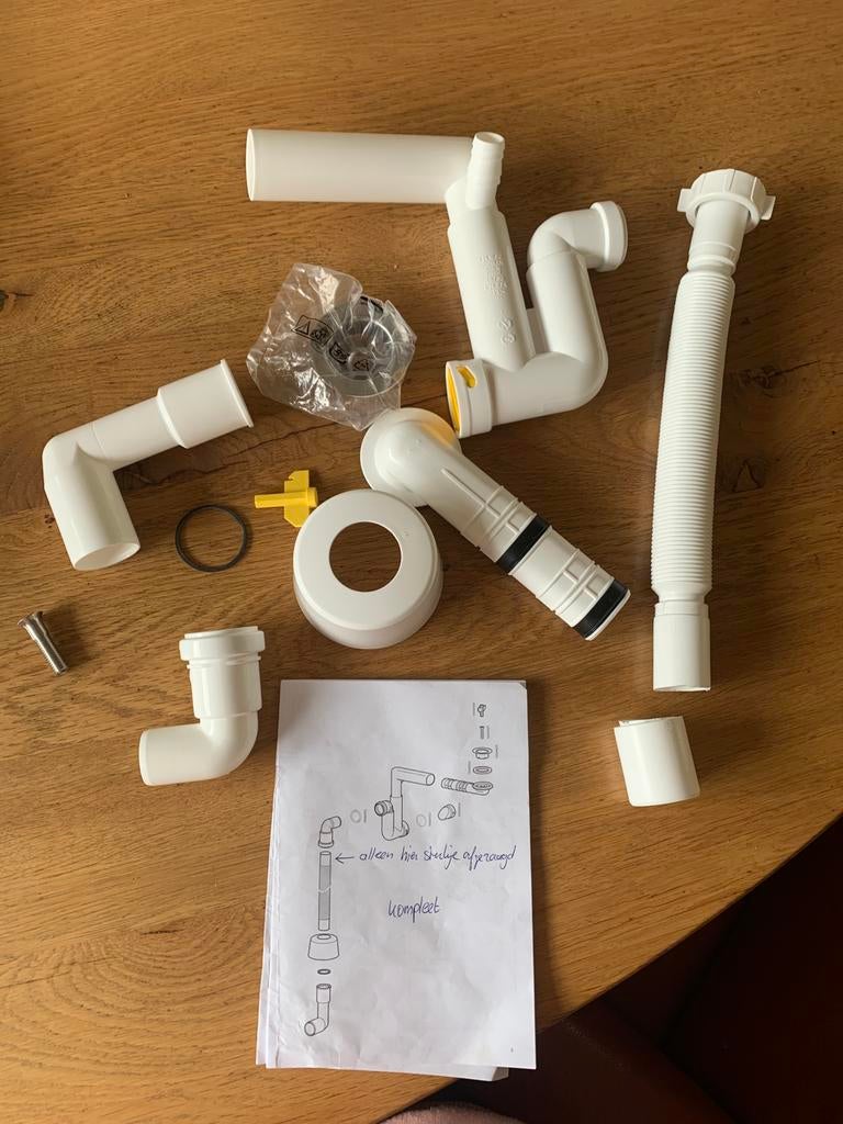 Sifon Rännilen van IKEA compleet met montageboekje, Ophalen, Afvoer, Pvc, Zo goed als nieuw