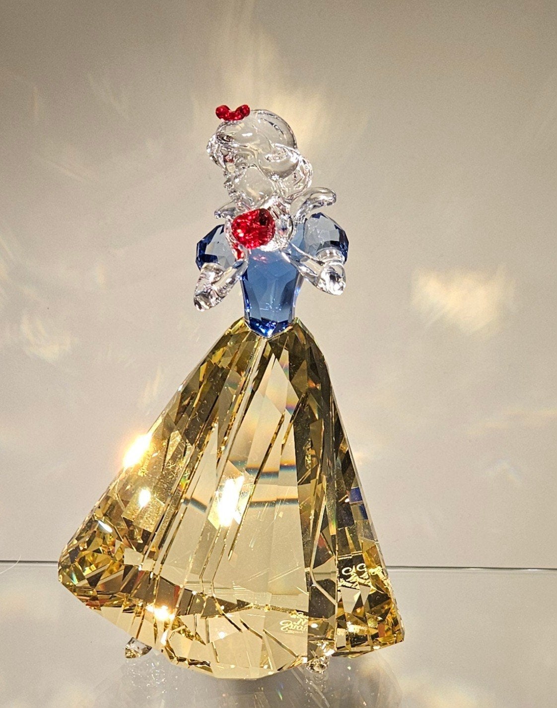 Swarovski Sneeuwwitje met rode appel, Ophalen of Verzenden, Zo goed als nieuw, Fantasy