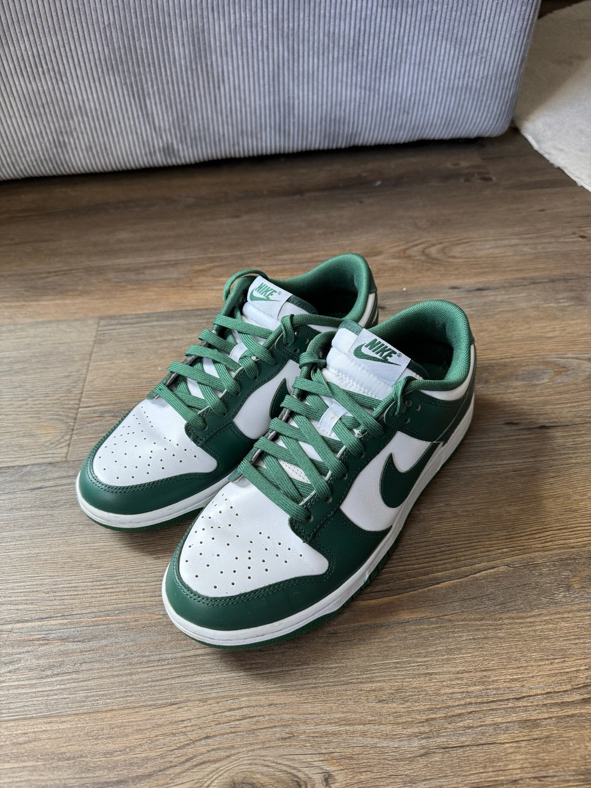 Nike Dunk Low Green/White - Zo goed als nieuw, Overige kleuren, Ophalen of Verzenden, Sneakers of Gympen, Zo goed als nieuw