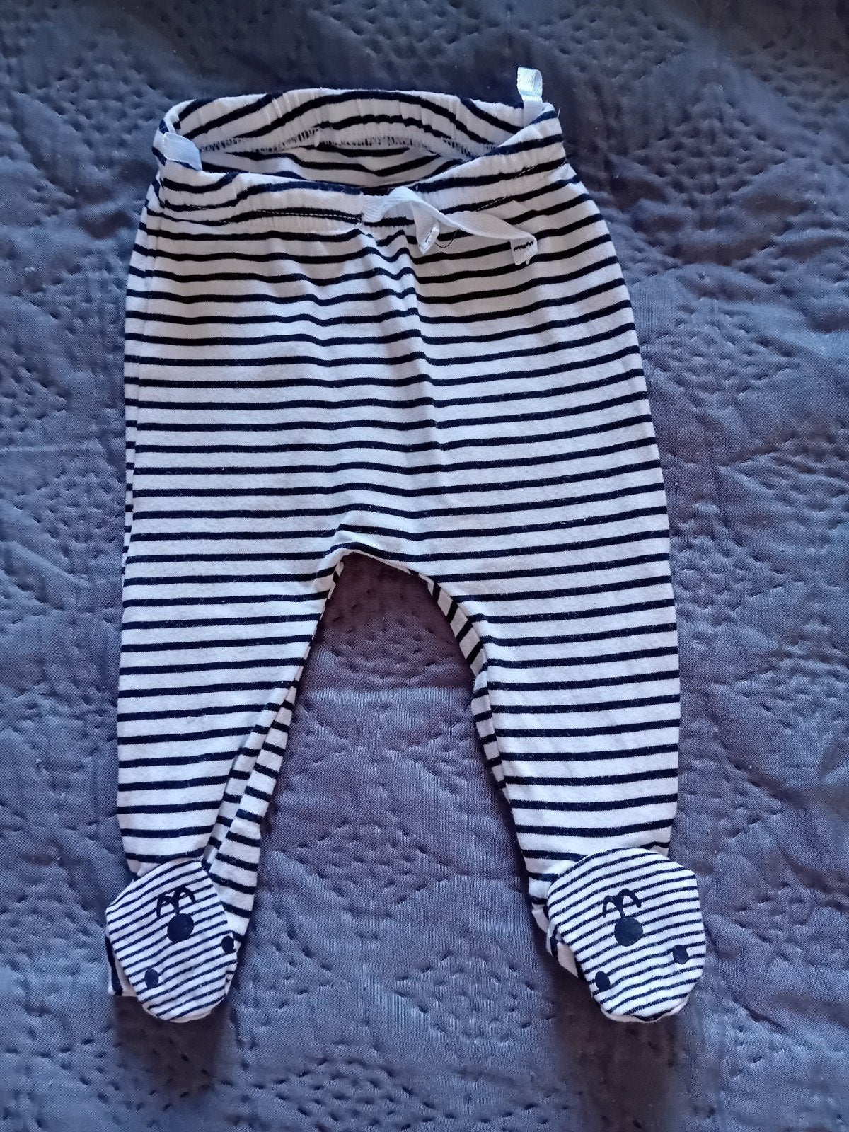 Hema broekje met voetjes, maat 56, Kinderen en Baby's, Babykleding | Maat 56, Gebruikt, Broekje, Jongetje of Meisje, Ophalen of Verzenden