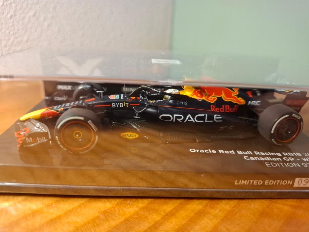 Max Verstappen Canadian GP 2022 1.43, Ophalen of Verzenden, Nieuw, Auto, MiniChamps