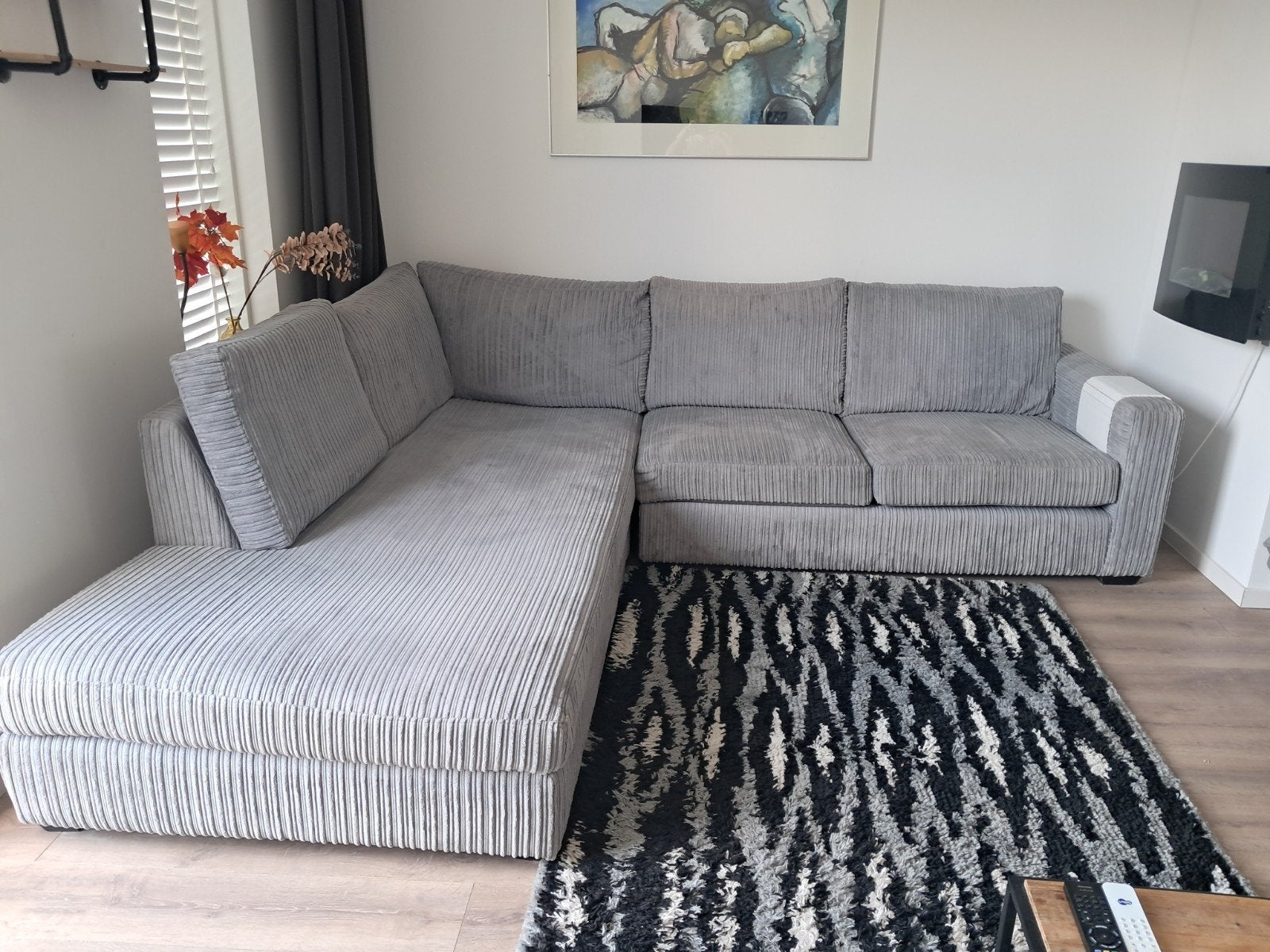 Grijze ribstof hoekbank met chaise longue, Ophalen, Modern, Comfortabel, 250 tot 300 cm, 100 tot 125 cm
