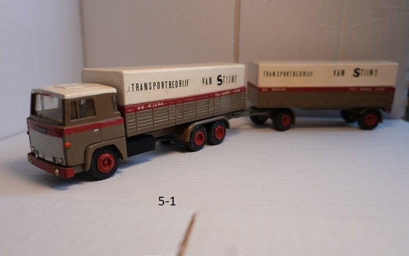 Div 1/50 van Stijn modellen, Ophalen, Zo goed als nieuw, Bus of Vrachtwagen, Overige merken