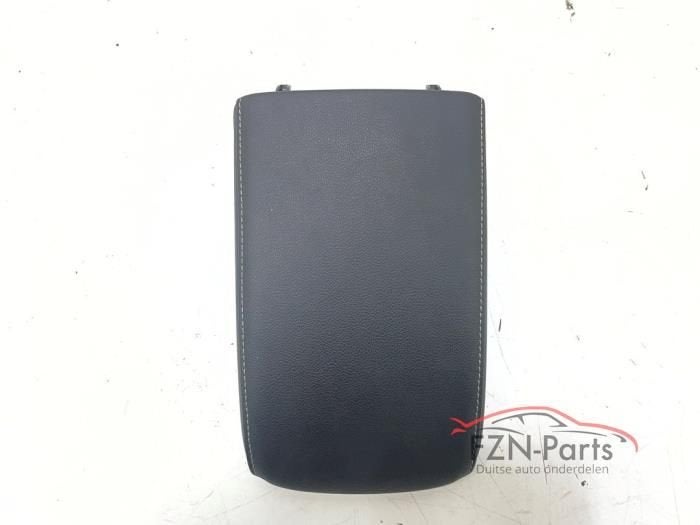 VW Tiguan 5NA Armleuning steun middenconsole, Ophalen of Verzenden, Gebruikt